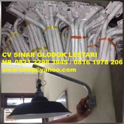 Kap Lampu Penerangan Jalan Kampung Tempel Tiang atau Tembok